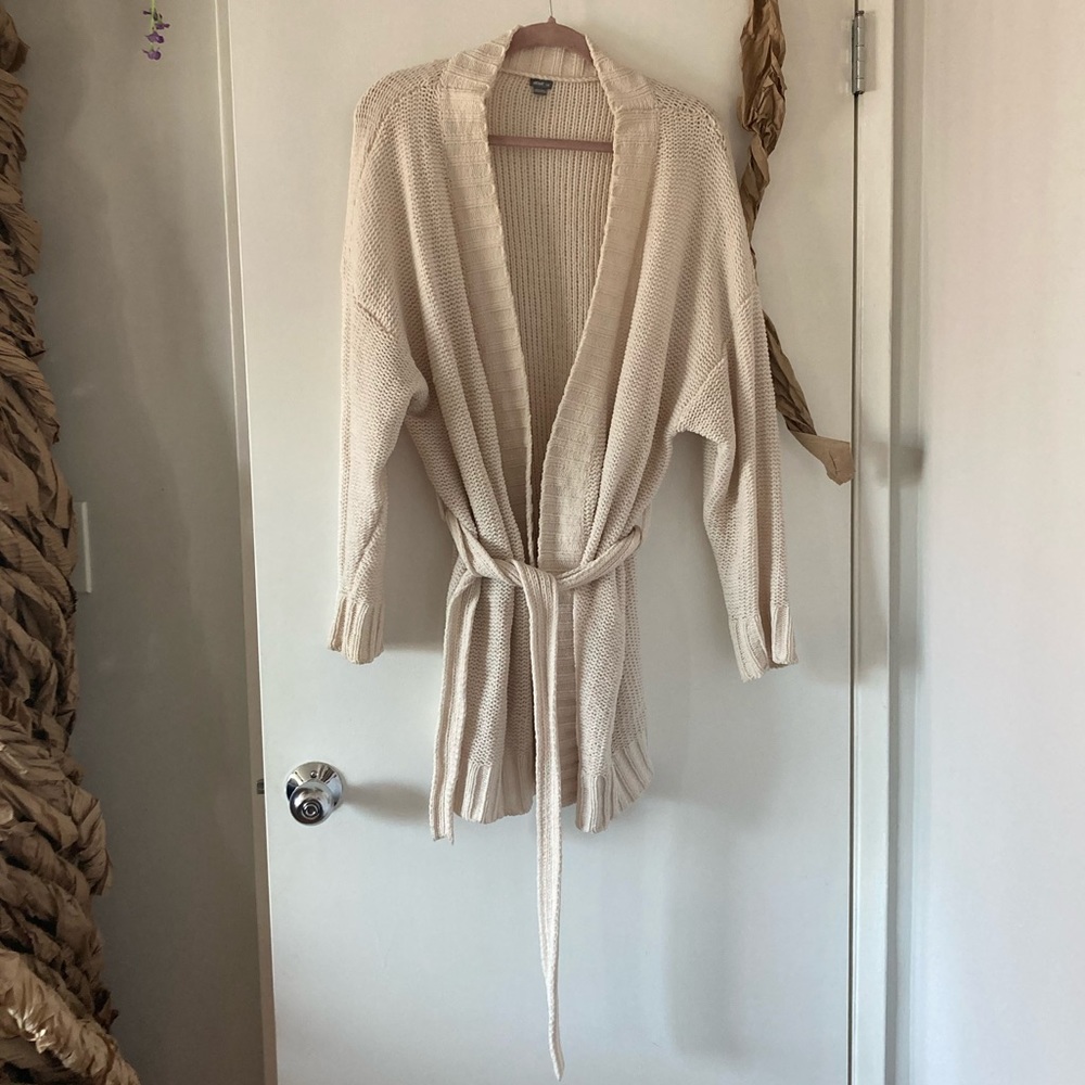 Aerie cream chenille knit robe